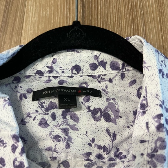 EUC John Varvatos Short Sleeve Button Down Shirt - Picture 2 of 3